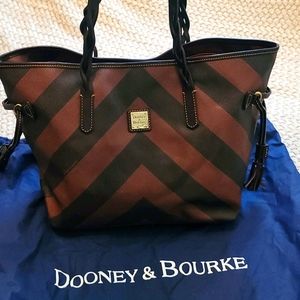 Dooney & Bourke Bailey Chevron Tote